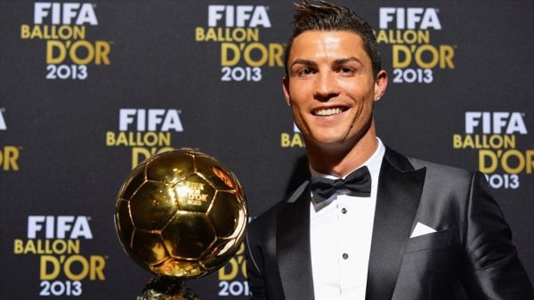 Ronaldo là ai? Tiểu sử và sự nghiệp của “quả bóng vàng” CR7